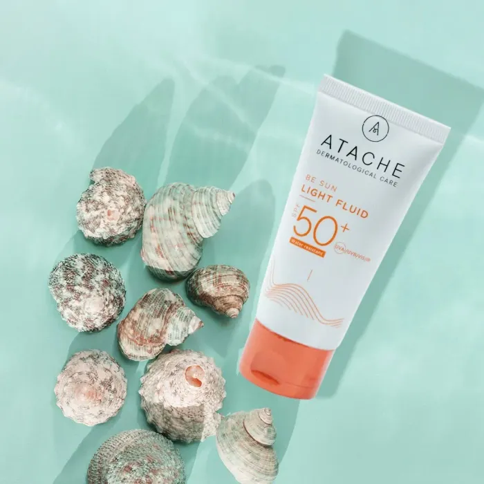 Light Fluid SPF 50+