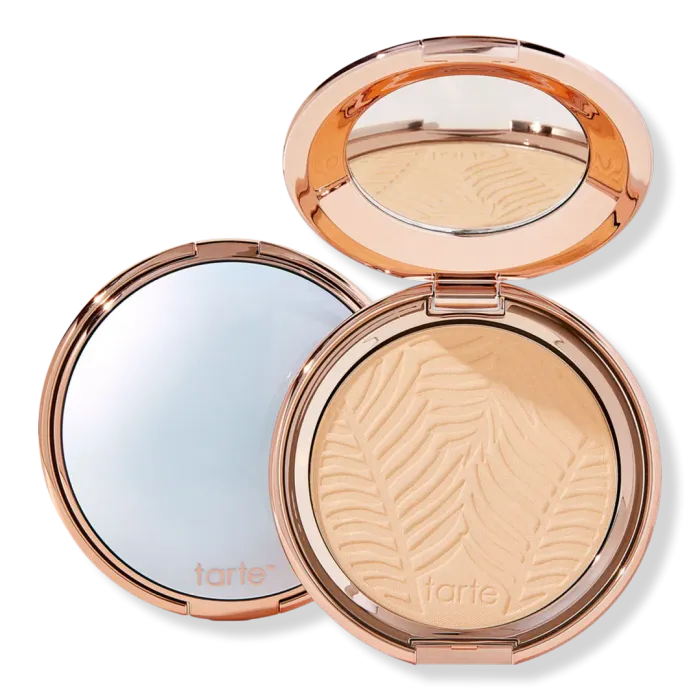 Amazonian Clay Blurring Powder Foundation