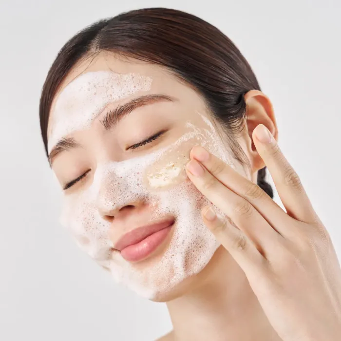 Oat-in Gentle Exfoliating Face Cleanser